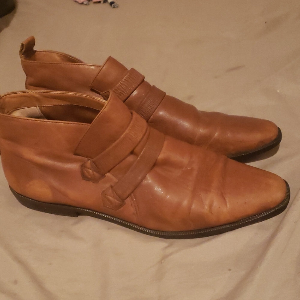 Men's shoes